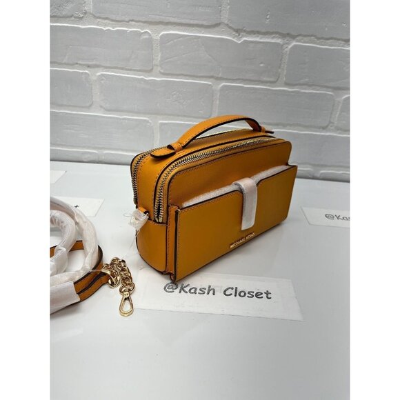 Michael kors Crossbody Double Zip Jet Set Item Purse Honeycomb Yellow - Picture 2 of 12